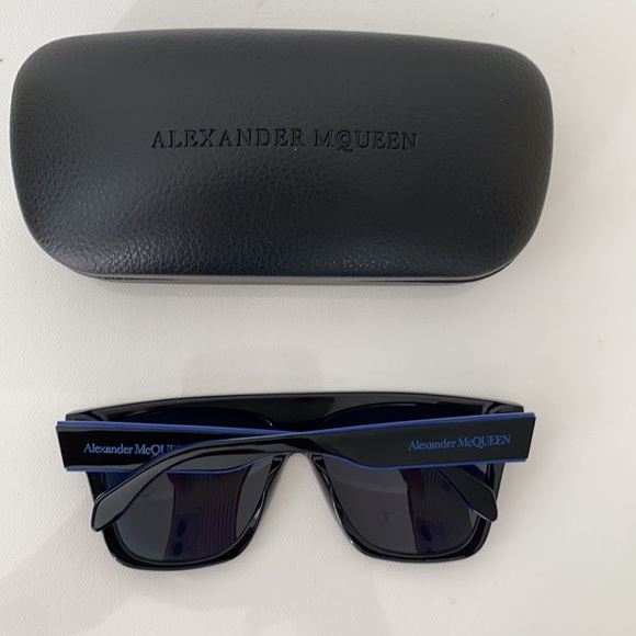 NWOT Alexander McQueen Sunglasses AM0302S - Picture 5 of 11